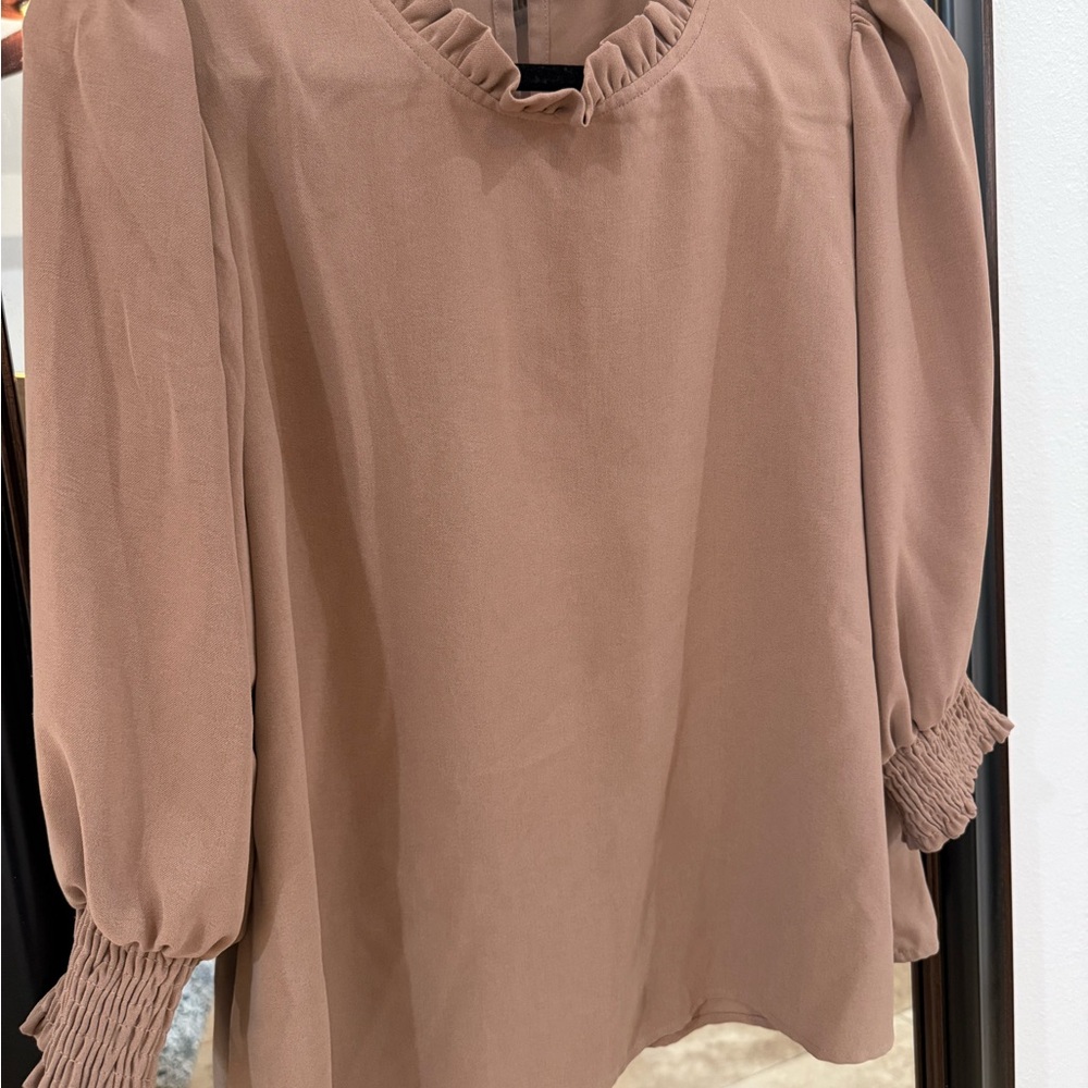JODIFL Pink Puff Sleeve Ruffled Blouse